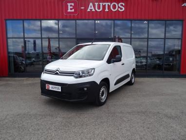 Voir le détail de l'offre de cette CITROEN Berlingo Van M 650kg BlueHDi 100 S&S Club BVM5 de 2019 en vente à partir de 17 450 € 