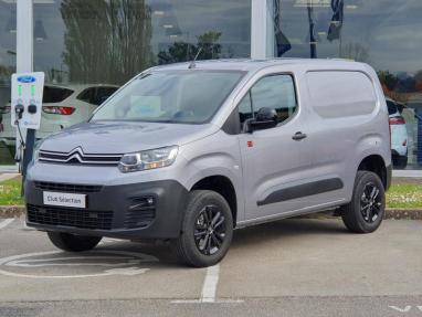 Voir le détail de l'offre de cette CITROEN Berlingo Van M 650kg BlueHDi 130 S&S Club de 2022 en vente à partir de 265.45 €  / mois