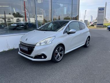 Voir le détail de l'offre de cette PEUGEOT 208 1.6 THP 208ch GTi S&S 3p de 2016 en vente à partir de 313.15 €  / mois