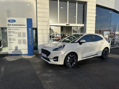 Voir le détail de l'offre de cette FORD Puma 1.0 EcoBoost 125ch mHEV ST-Line X 7cv de 2020 en vente à partir de 206.75 €  / mois