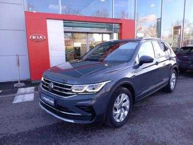 Voir le détail de l'offre de cette VOLKSWAGEN Tiguan 1.5 TSI 150ch Elegance DSG7 de 2022 en vente à partir de 331.13 €  / mois