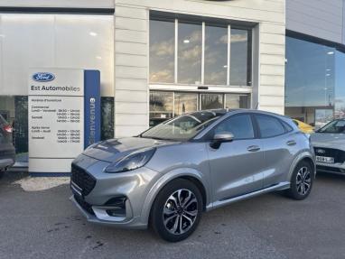 Voir le détail de l'offre de cette FORD Puma 1.0 Flexifuel 125ch S&S mHEV ST-Line de 2022 en vente à partir de 206.63 €  / mois