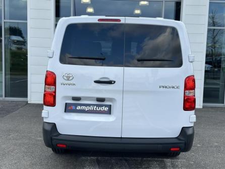 TOYOTA PROACE Combi Long 1.5 120 D-4D Dynamic RC22 à vendre à Gien - Image n°6