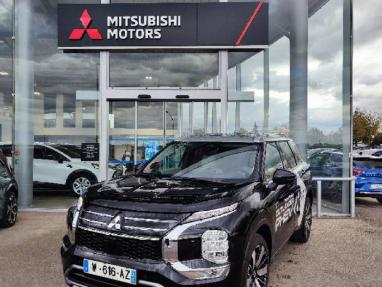 Voir le détail de l'offre de cette MITSUBISHI Outlander 2.4 PHEV 306ch Instyle 4WD de 2025 en vente à partir de 63 599 €