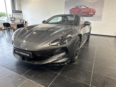 Voir le détail de l'offre de cette MG MOTOR Cyberster 510ch 77kWh 4WD de 2025 en vente à partir de 65 990 € 