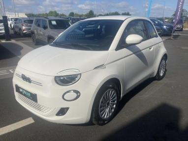 Voir le détail de l'offre de cette FIAT 500 e 95ch Action de 2022 en vente à partir de 15 999 €