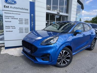 Voir le détail de l'offre de cette FORD Puma 1.0 Flexifuel 125ch S&S mHEV ST-Line de 2023 en vente à partir de 222.38 €  / mois