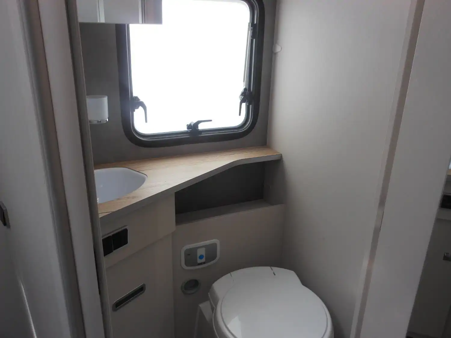 Image Dethleffs Just T Trend 7052 DBL Profilé